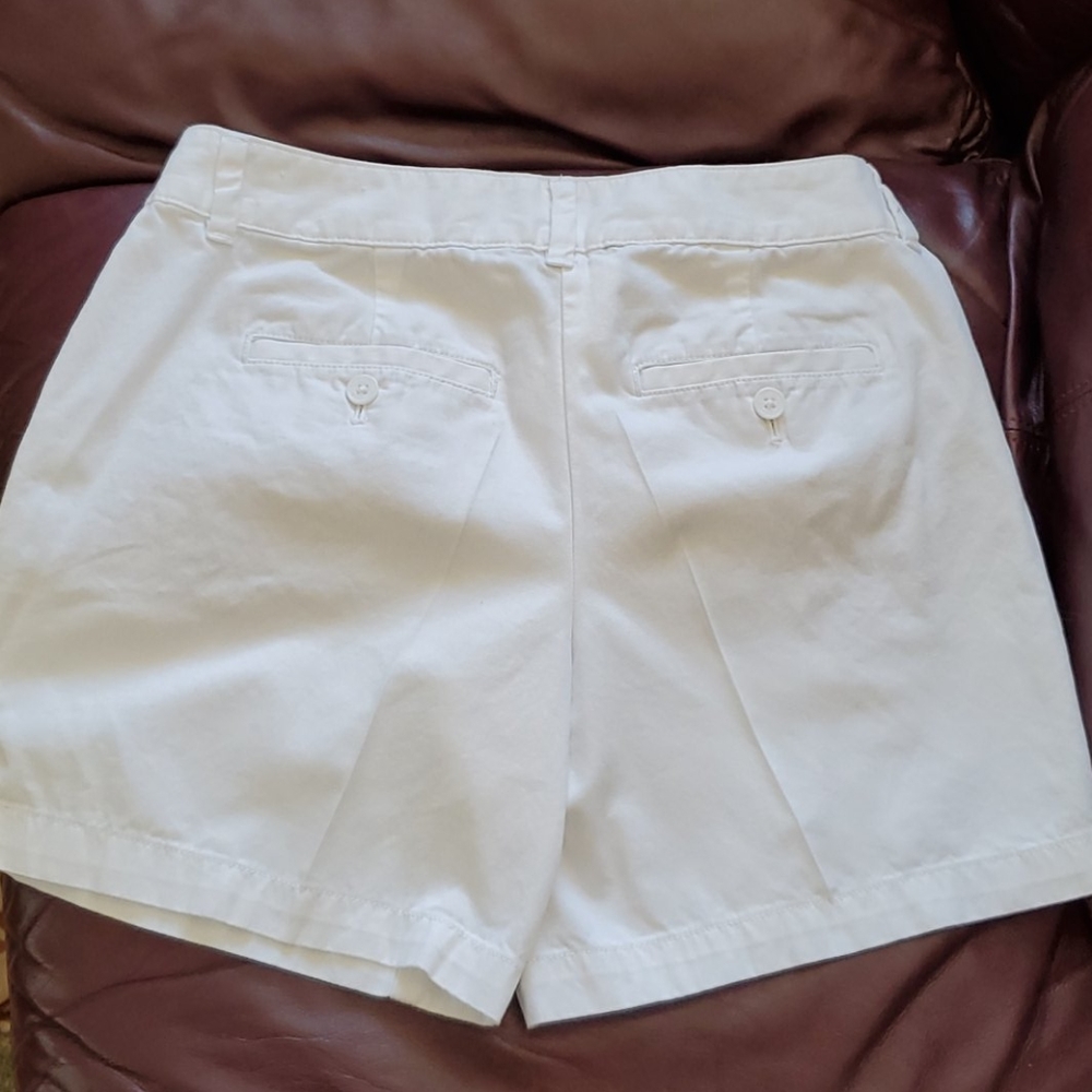 Loft, Women's, White Shorts, Sz. 2 - Picture 4 of 7